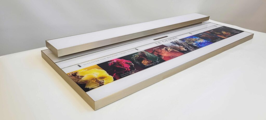 Bulgari Messingaufsteller